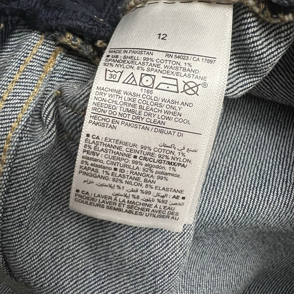 Old Navy Maternity OG Straight Front Low Panel Denim Jean Shorts Size 12 - Picture 5 of 6